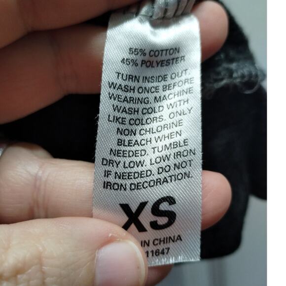 ACDC Women's size XS Graphic Band Logo Long Sleeve Lightweight Burnout T-Shirt - Picture 5 of 5